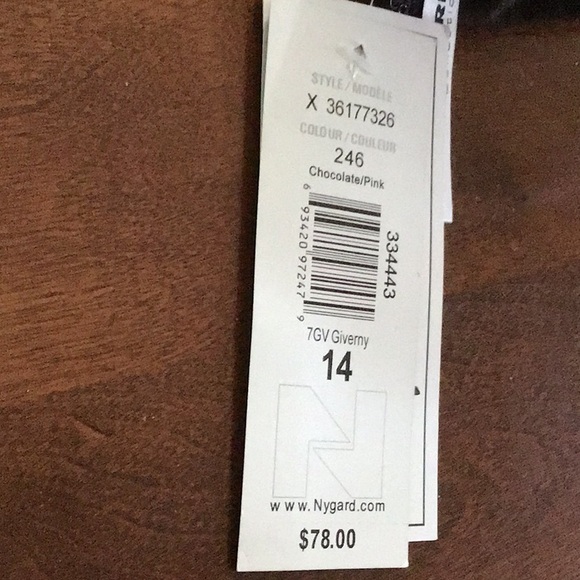 Nygard skirt with matching jacket - Picture 4 of 5